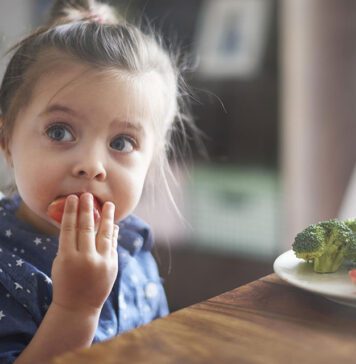 تغذیه کودکان اوتیسم