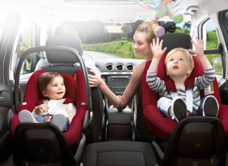 چند نکته در مورد استفاده از صندلی ماشین برای کودک صندلی ماشین کودک