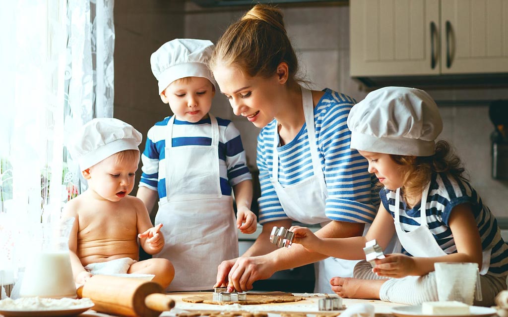 مزایای آشپزی با کودکان