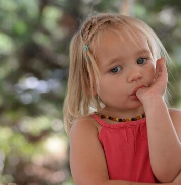 ترک عادت مکیدن انگشت