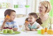 اصول تغذیه کودک در سال های اول زندگی