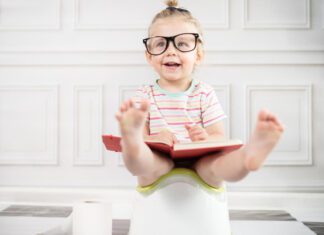 آموزش توالت رفتن به کودکان