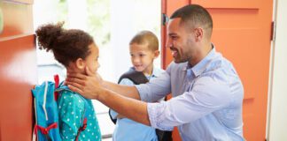 حمایت عاطفی والدین از فرزندان با شروع مدارس