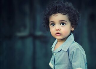 ۷ نکته تخصصی بعد از تشخیص اوتیسم در کودکان کودک مبتلا به اوتیسم