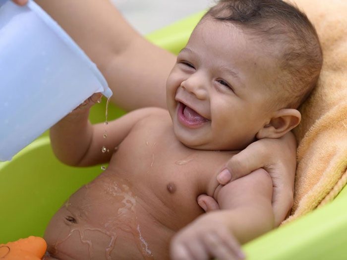 مراقبت از پوست کودک - پاکسازی
