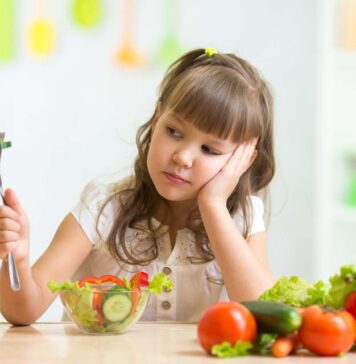 آموزش عادت های تغذیه سالم به کودکان