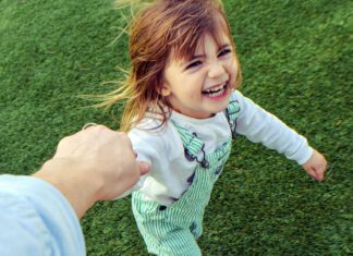 عادت های مثبت کودکان که باید در شکل گیری و تقویت آن ها بکوشیم عادت های مثبت کودکان