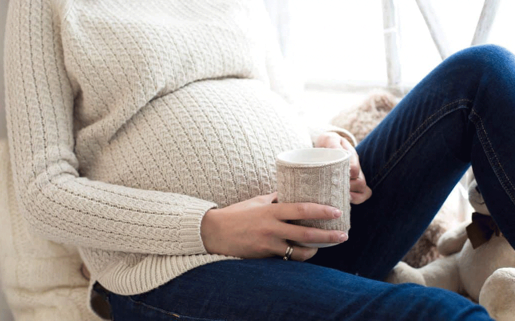 آیا مصرف کافئین در بارداری خطرناک است؟