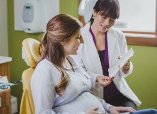 سوالات رایج درباره سلامت دهان و دندان در بارداری