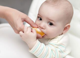 پرتقال برای نوزادان چه فوایدی دارد و از کی می توانیم به نوزاد پرتقال بدهیم؟ پرتقال برای نوزادان