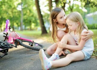 تربیت کودک مهربان با ۹ روش و رفتار ساده تربیت کودک مهربان