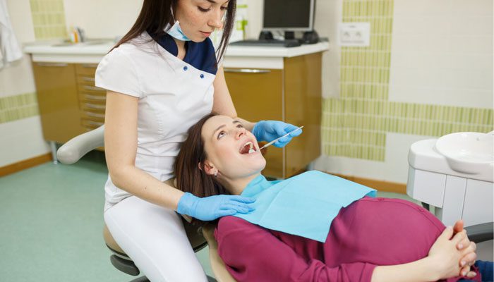 ۹. انجام کارهای دندانپزشکی در بارداری خطرناک است ؟