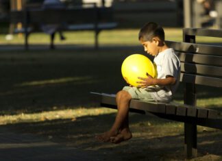 اختلالات روانی کودکان چیست و چه انواعی دارد؟ اختلالات روانی کودکان