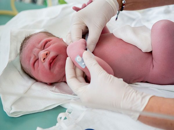مراقبت از نوزادان نارس در دوران شیوع ویروس کرونا