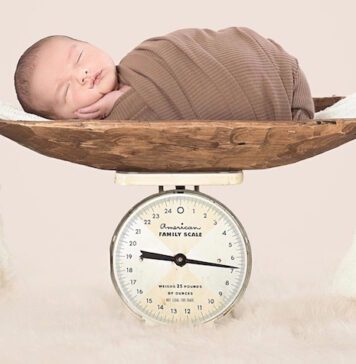 کاهش وزن نوزاد