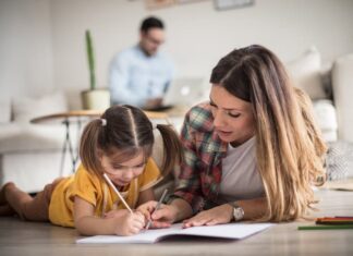 پیامدهای والدگری هلیکوپتری