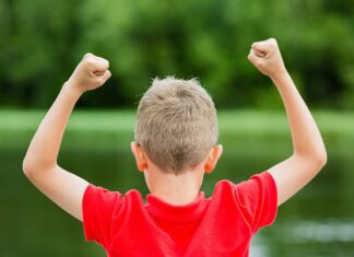 چطور در کودکان عزت نفس ایجاد کنید؟ ایجاد عزت نفس در کودکان